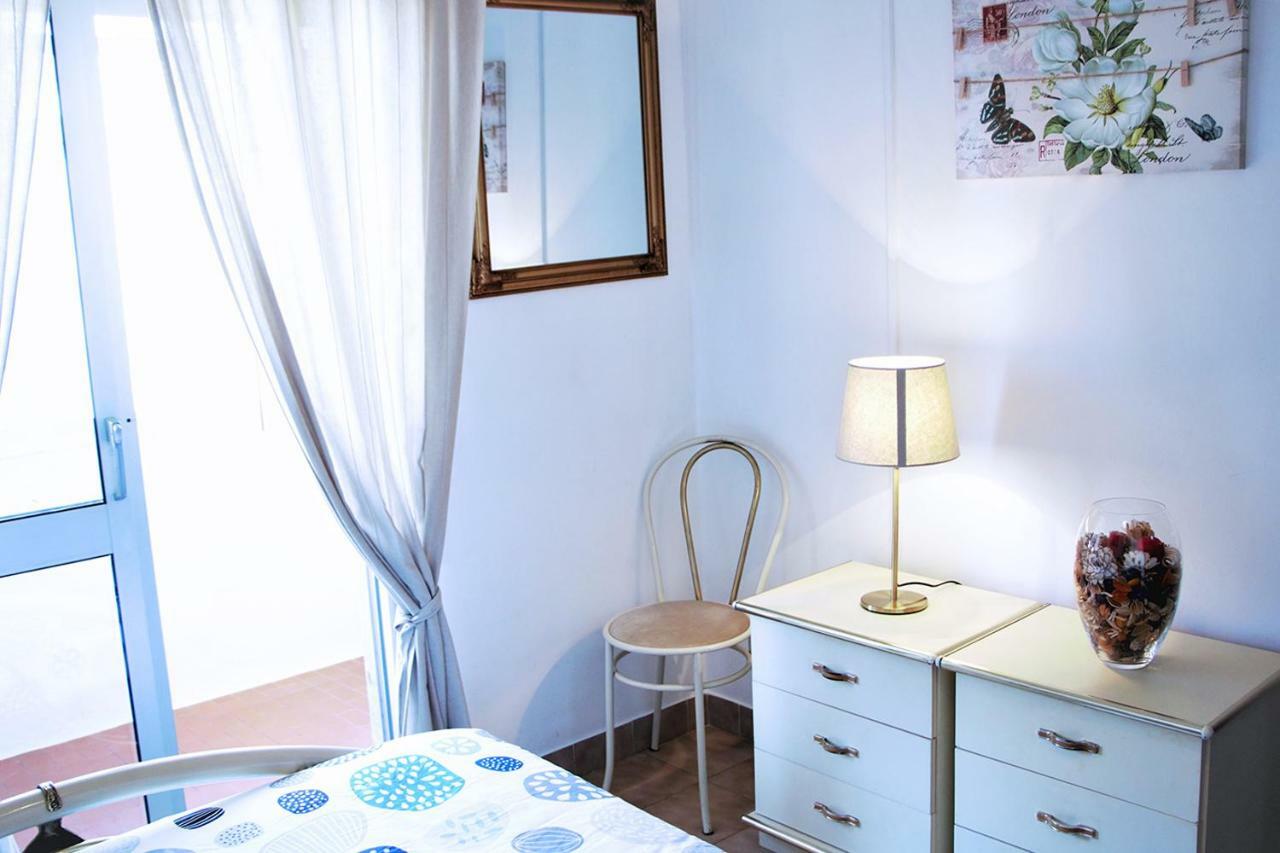 クアルテイラApartamento T1, 50 Metros Da Praiaアパートメント エクステリア 写真